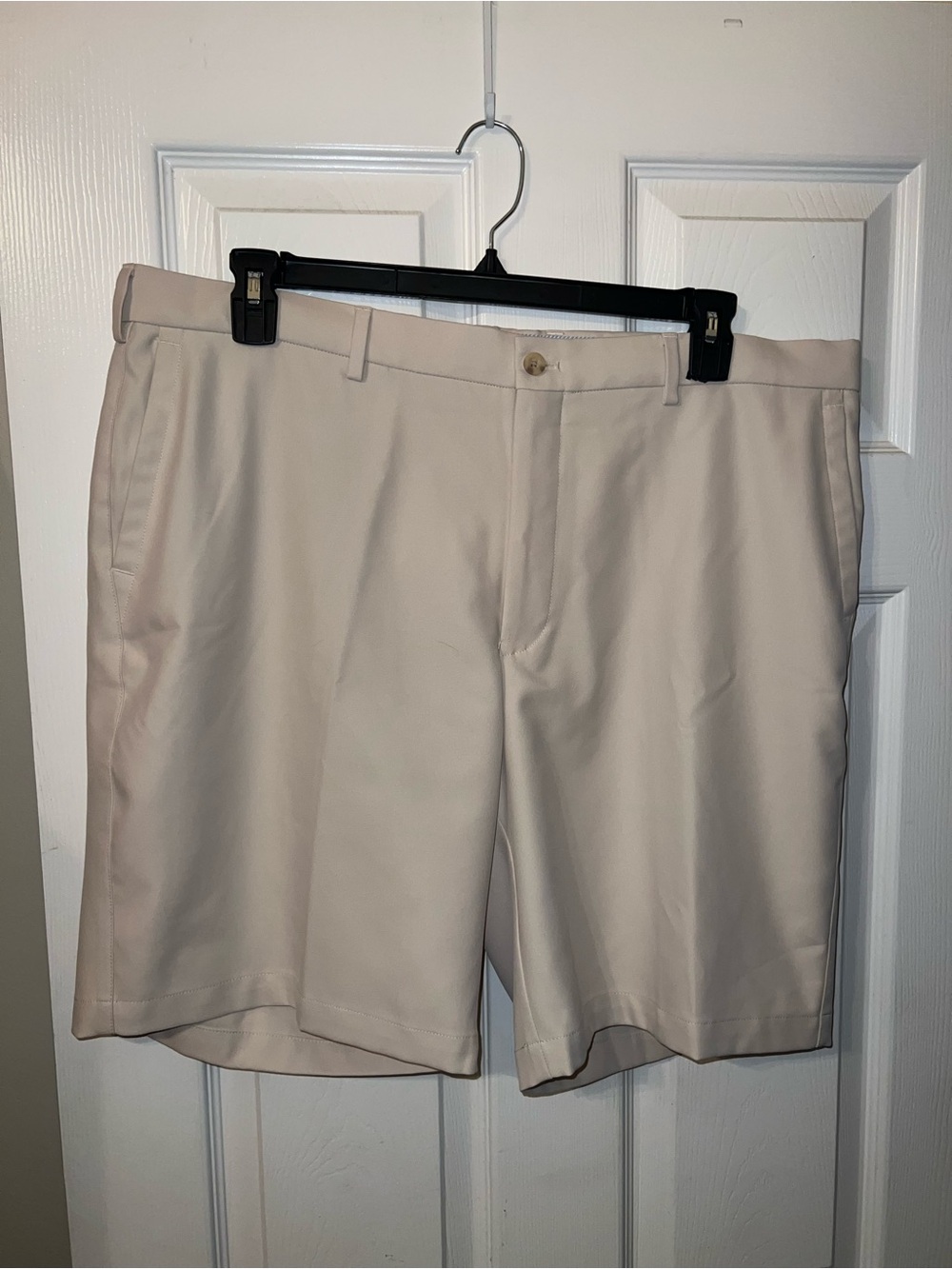 Peter Millar Cream Flat-Front Men's Shorts